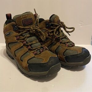 Kids RedHead Zipline Waterproof Hiking Boots Size 2M